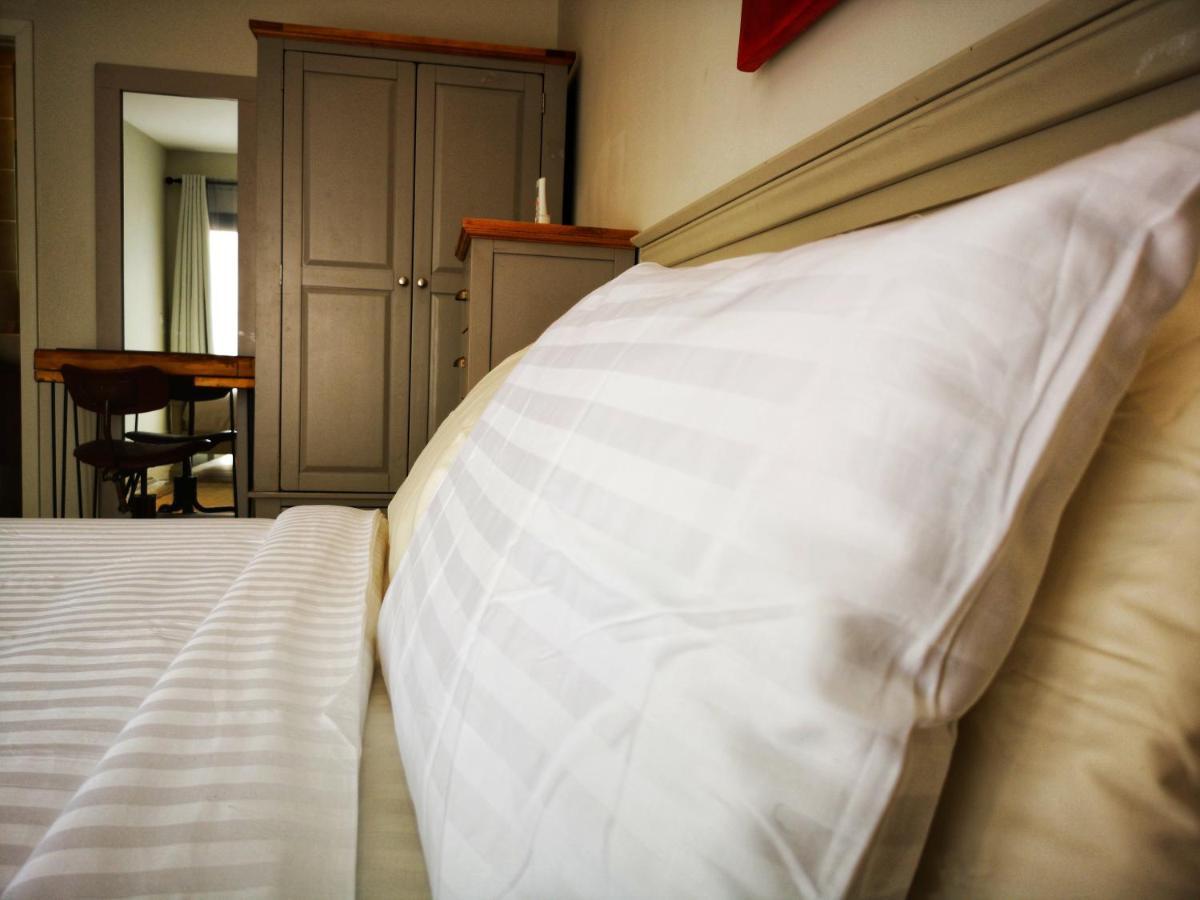 E14, Forest View Apartments, Deposit Required To Confirm Booking Kololi Esterno foto