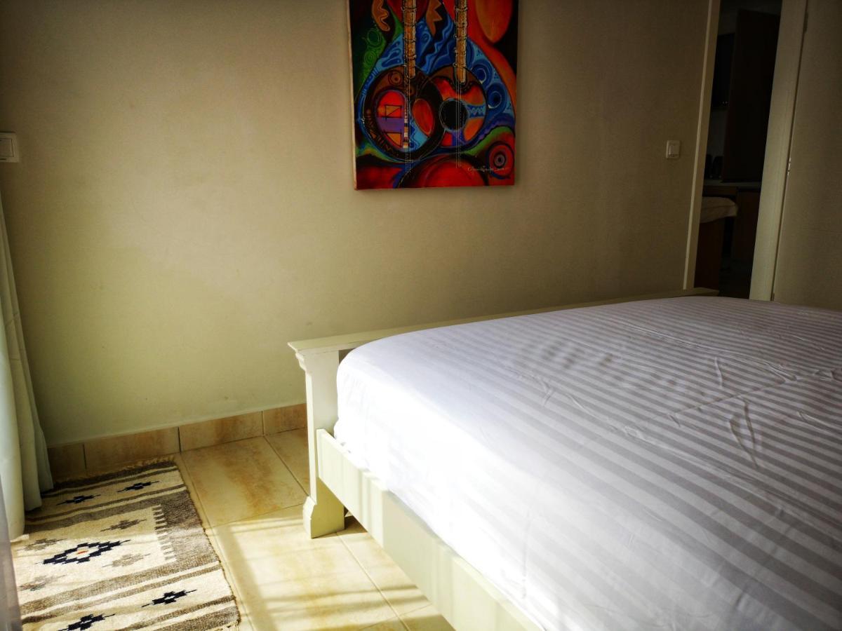 E14, Forest View Apartments, Deposit Required To Confirm Booking Kololi Esterno foto