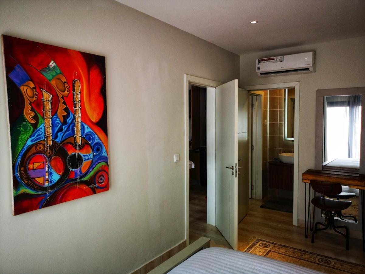 E14, Forest View Apartments, Deposit Required To Confirm Booking Kololi Esterno foto